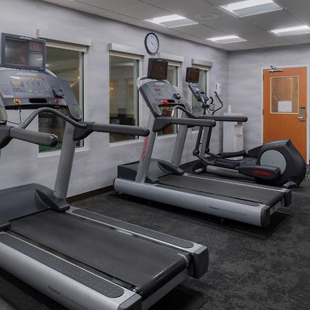 Fairfield Inn & Suites Greensboro Wendover Eksteriør bilde