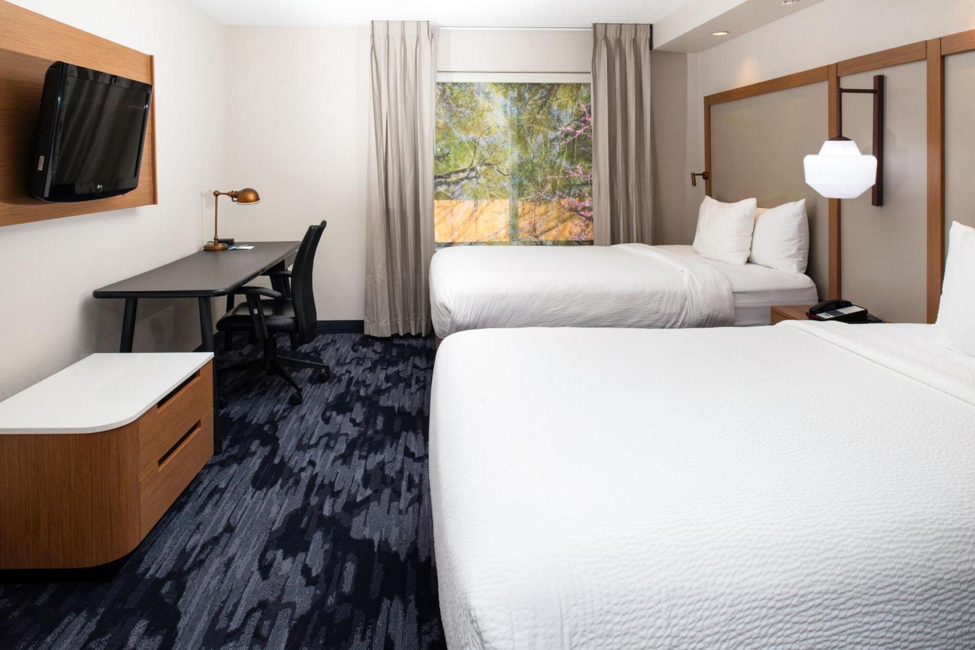Fairfield Inn & Suites Greensboro Wendover Eksteriør bilde