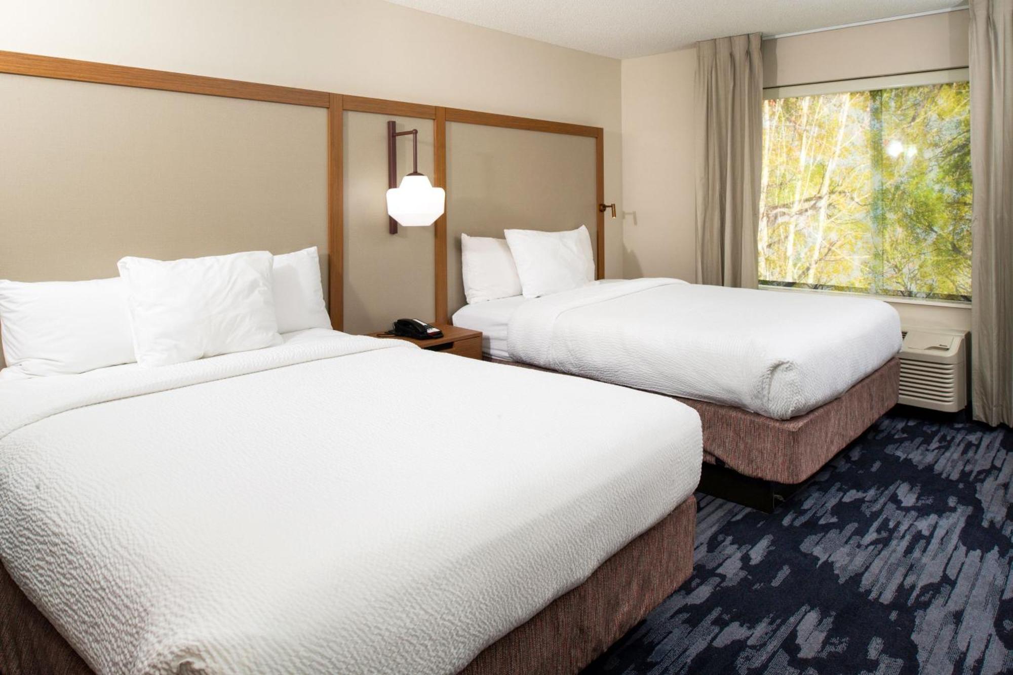Fairfield Inn & Suites Greensboro Wendover Eksteriør bilde