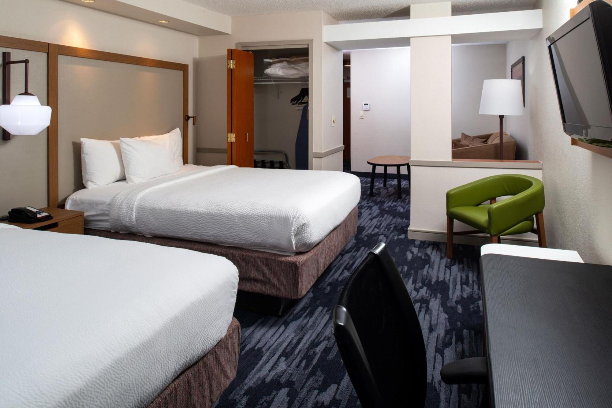 Fairfield Inn & Suites Greensboro Wendover Eksteriør bilde
