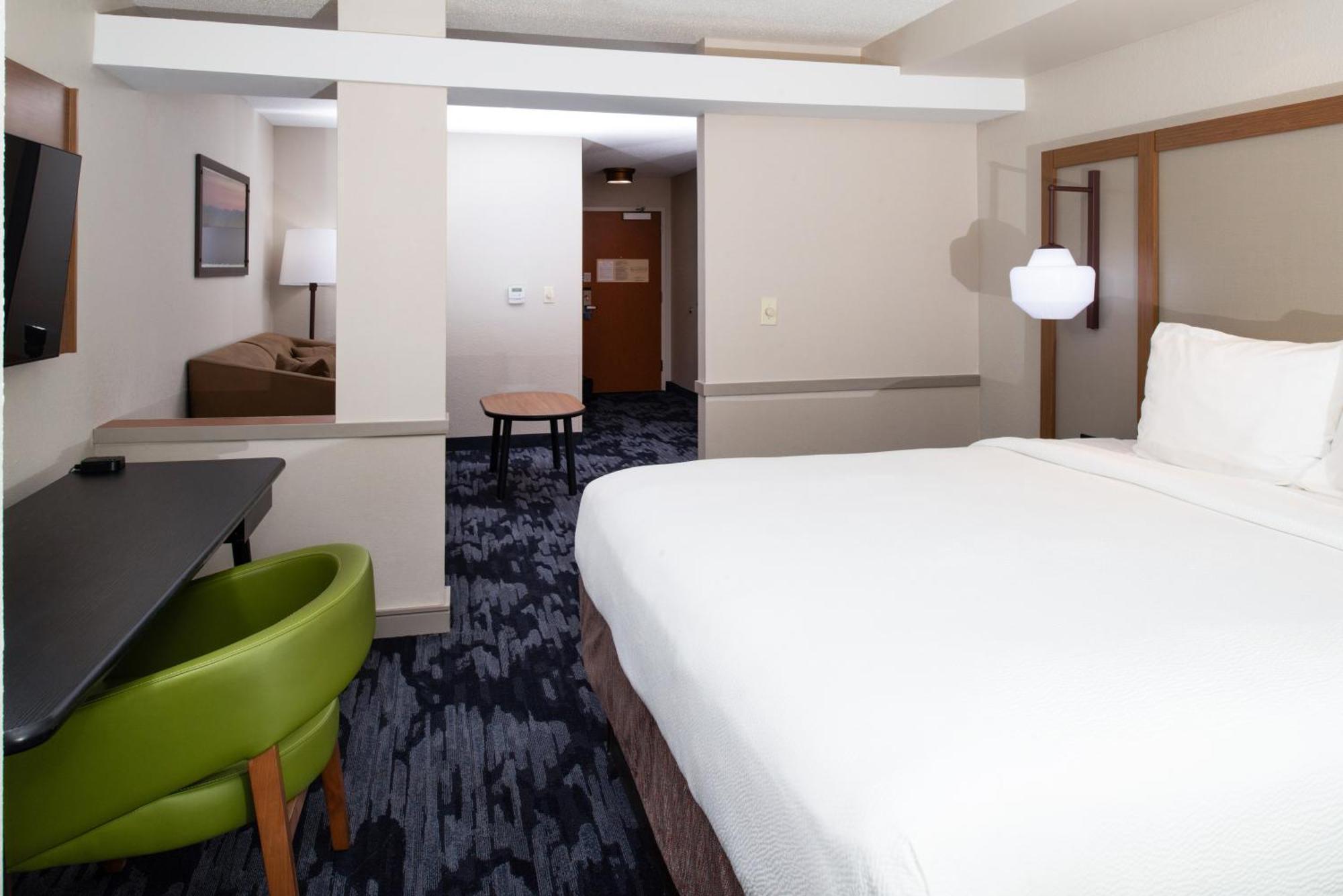 Fairfield Inn & Suites Greensboro Wendover Eksteriør bilde