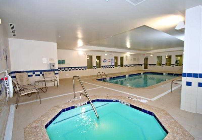 Fairfield Inn & Suites Greensboro Wendover Eksteriør bilde